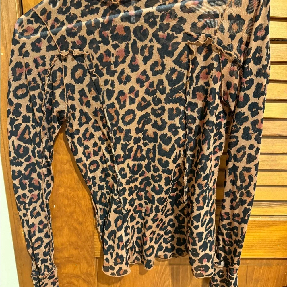 Free People Leopard Print Long Sleeve mock neck mesh top‎